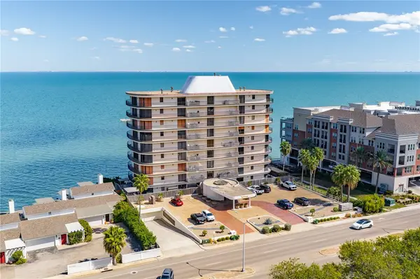 4500 Ocean Drive #1A, Corpus Christi, TX 78412