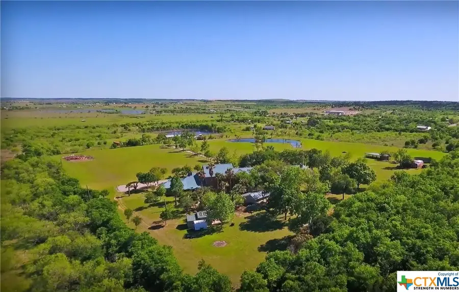 321 Weiss Road, New Braunfels, TX 78130 - Image #2