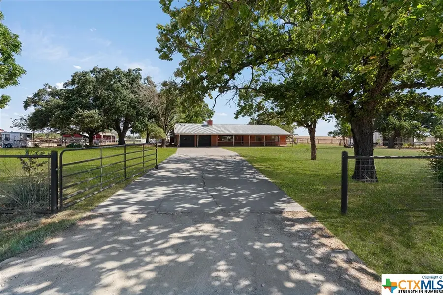 323 County Road 450, Thorndale, TX 76577 - #2