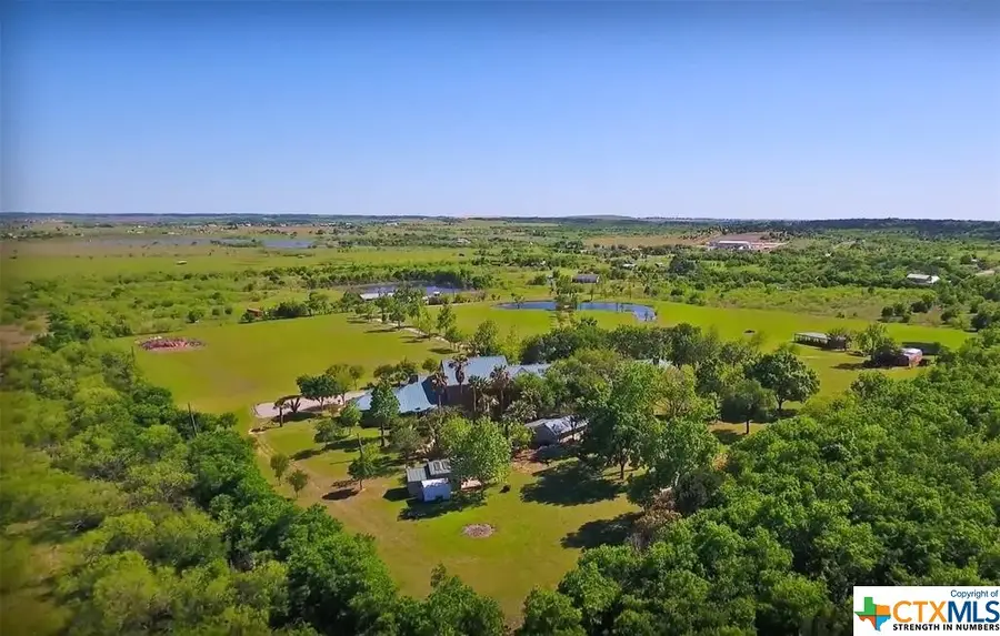 321 Weiss Road, New Braunfels, TX 78130 - Image #2