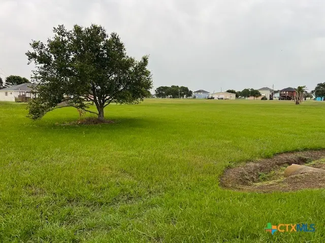 000 Calumet Drive, Palacios, TX 77465 - Image #2
