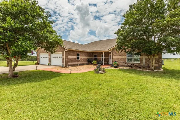 734 E Fm 485, Cameron, TX 76520