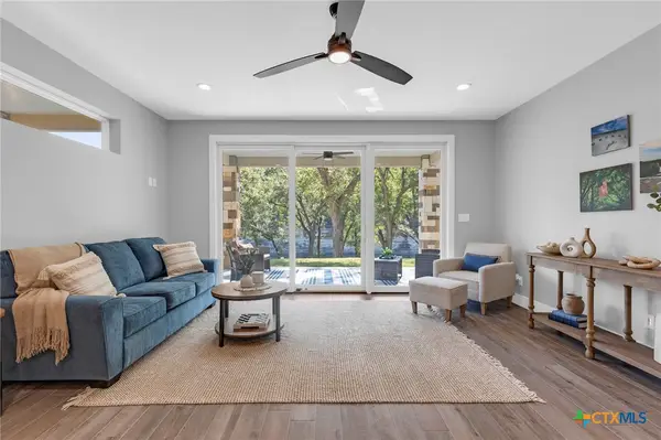 540 River Run #213, New Braunfels, TX 78132