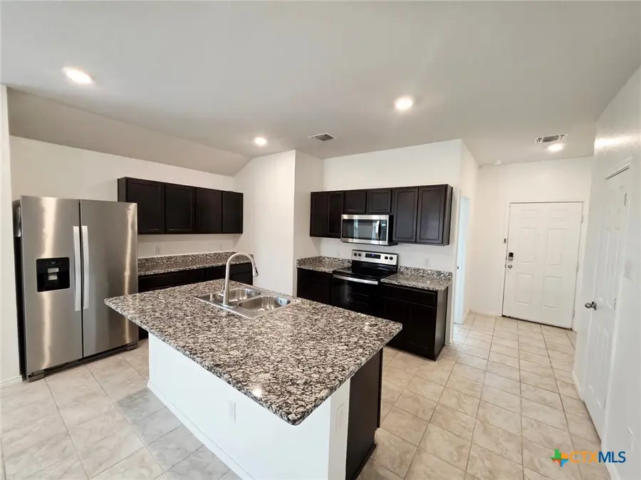 133 Hammond Court, Jarrell, TX 76537 - #3