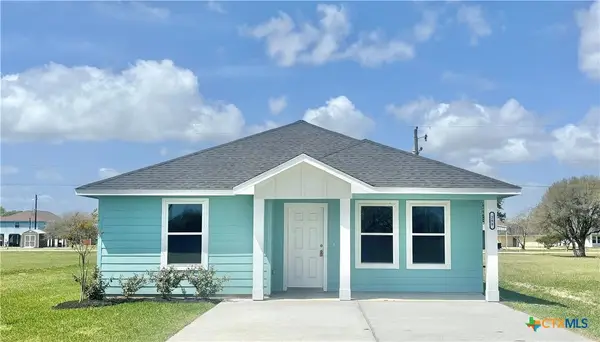 288 Buckskin, Palacios, TX 77465