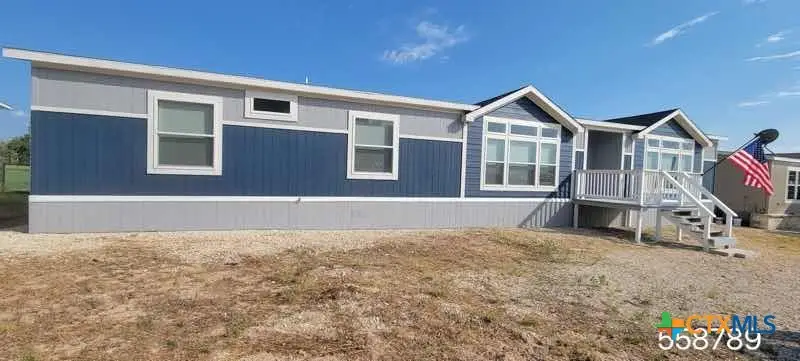 141 Viridian View, Pleasanton, TX 78064 - Image #3