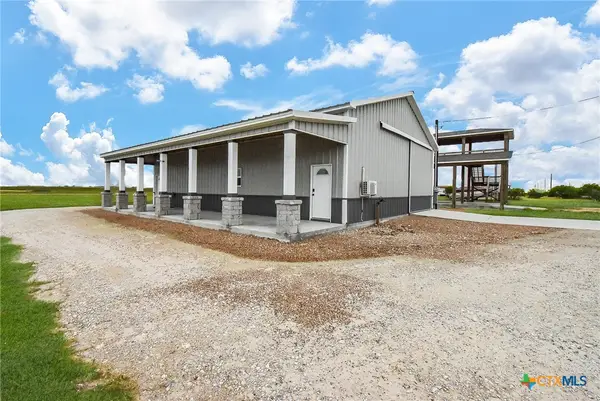 263 Kingfish Lane, Palacios, TX 77465