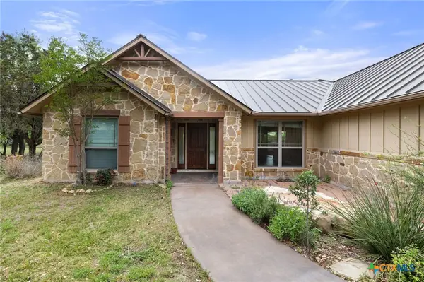215 Maverick Circle, Horseshoe Bay, TX 78657