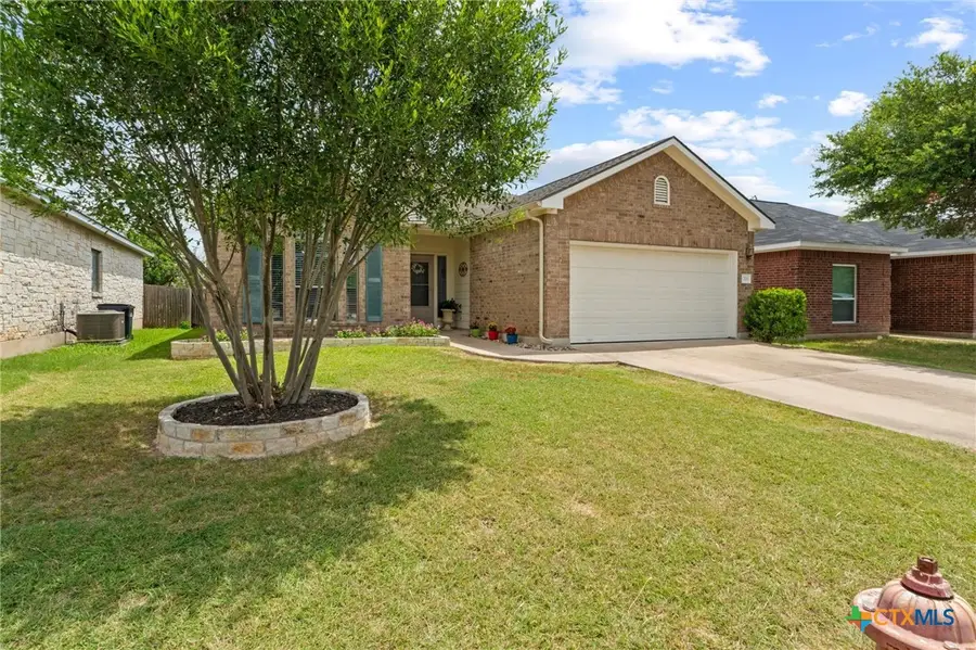 220 Engineers Pass, Jarrell, TX 76537 - Image #2