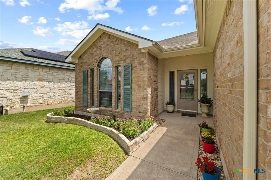 220 Engineers Pass, Jarrell, TX 76537 - Image #3