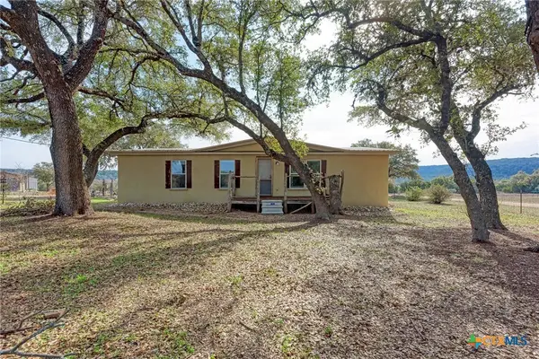 1395 Mountain Creek Road, Marble Falls, TX 78654