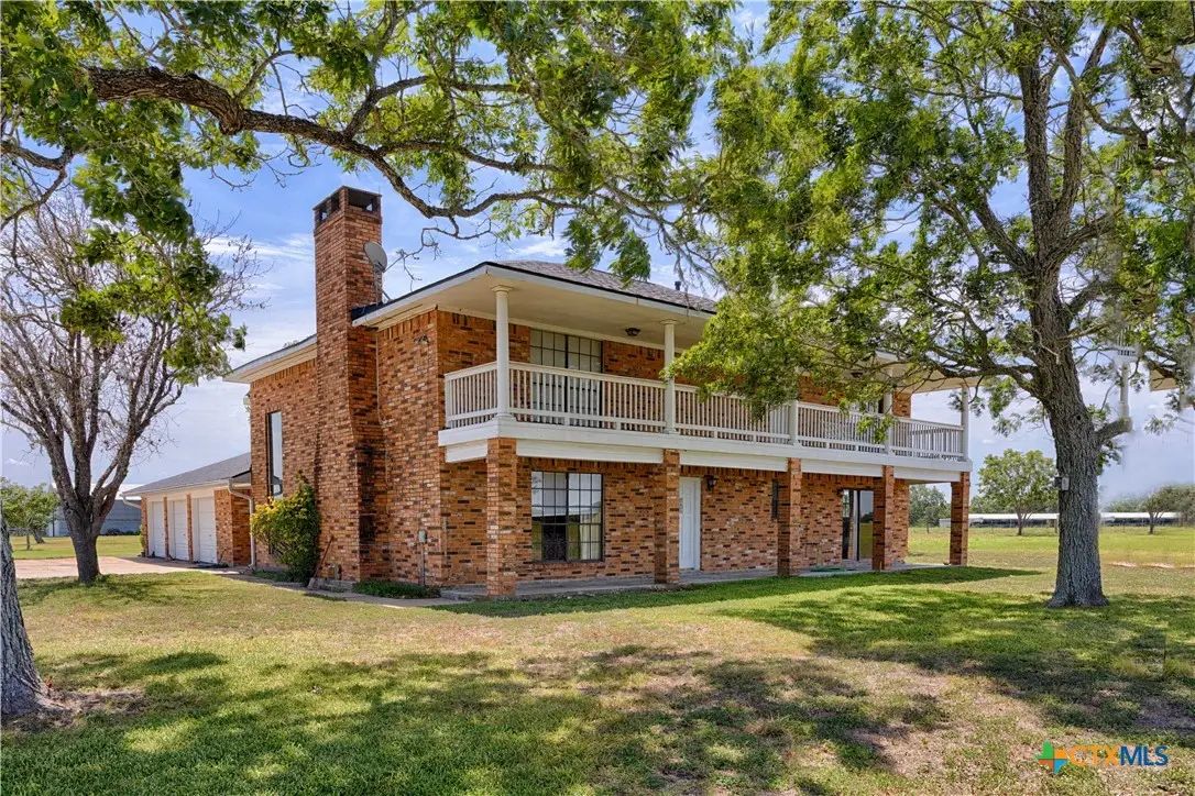 2745 Holub Road, Schulenburg, TX 78956 - #1