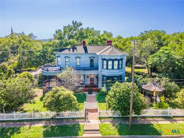 702 N Penelope Street, Belton, TX 76513