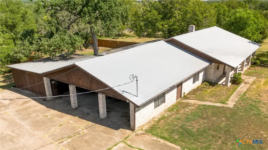 202 Canyon Wren Drive, Buda, TX 78610 - Image #3