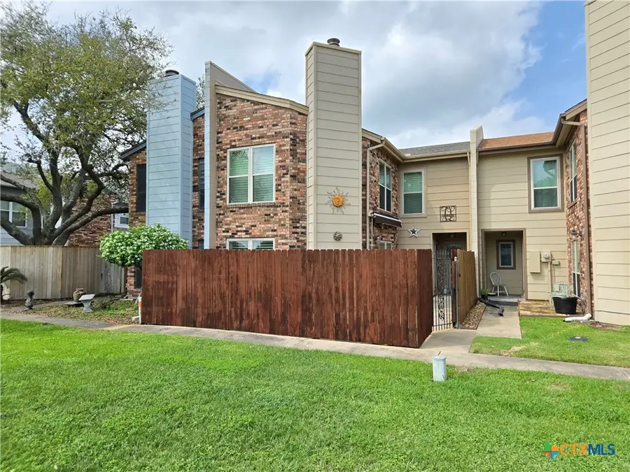 1730 Avenue C #F, El Campo, TX 77437 - #2