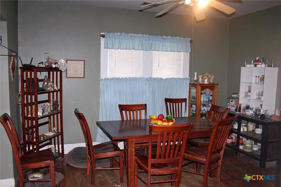 140 Elm Street, Lockhart, TX 78644 - Image #3