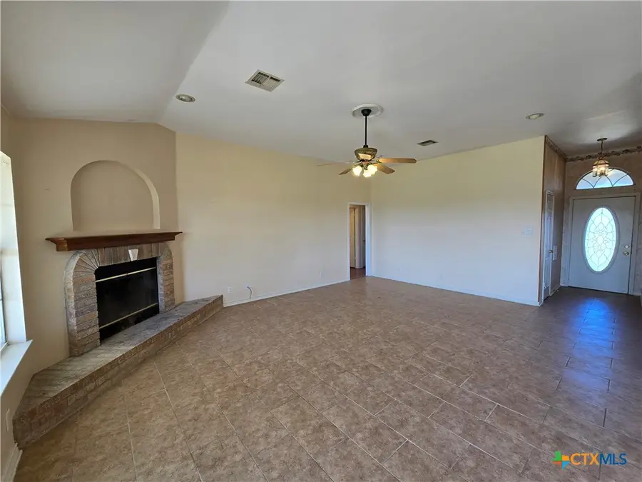 2633 Bottoms East Road, Troy, TX 76579 - Image #3