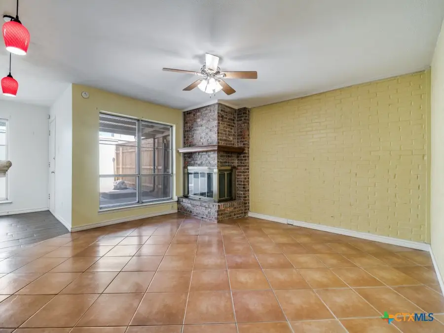 2009 Town Court, Garland, TX 75041 - Image #2