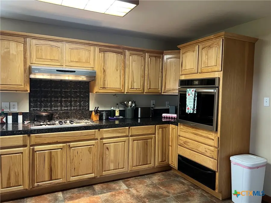 3831 Hopkinsville Road, Westhoff Arneckville, TX 77954 - Image #2