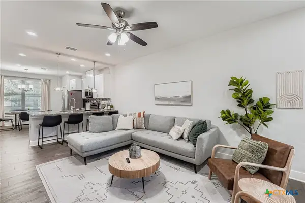 18803 Hogan Circle #14, Point Venture, TX 78645