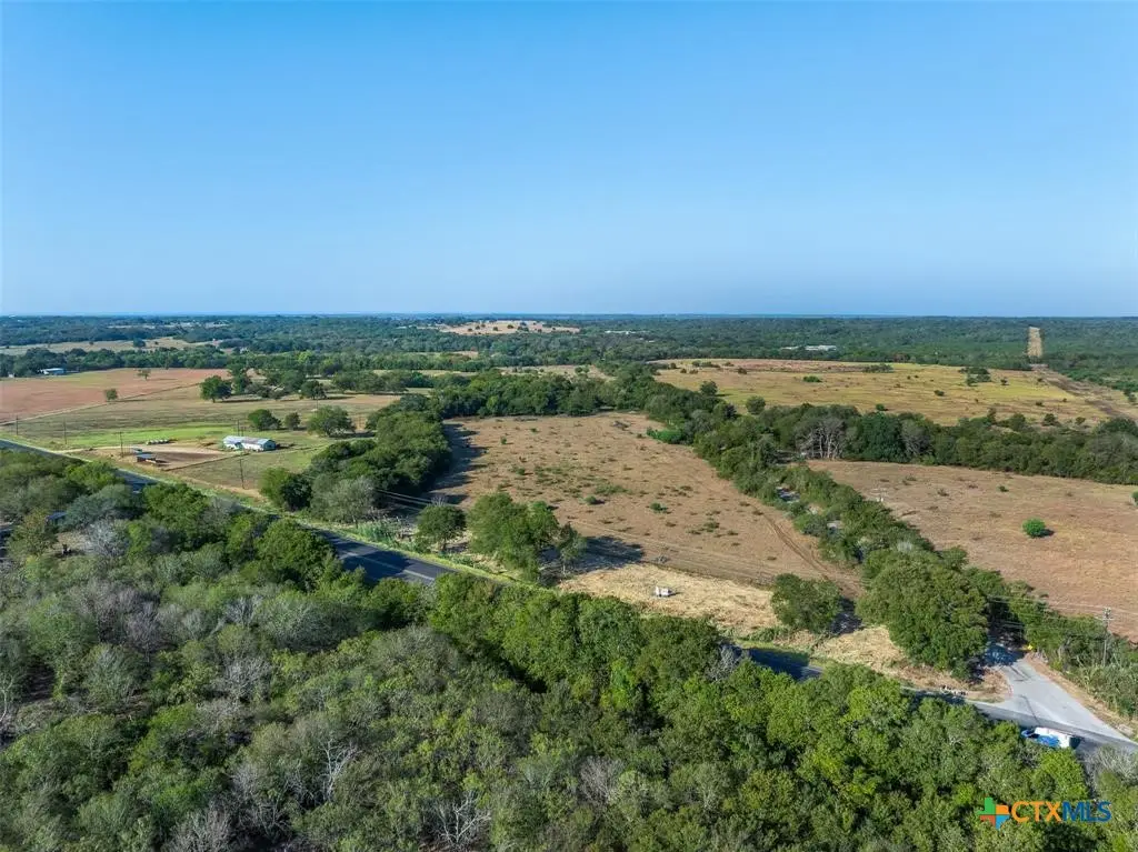 5555 S Us Hwy 183, Lockhart, TX 78644 - #1
