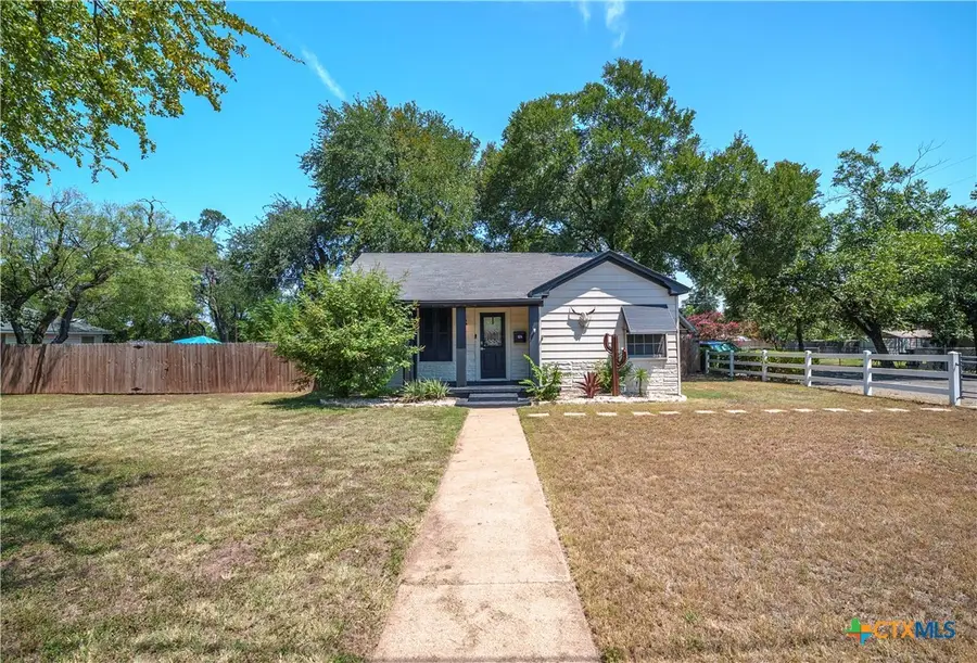 524 E 13th Avenue, Belton, TX 76513 - Image #2