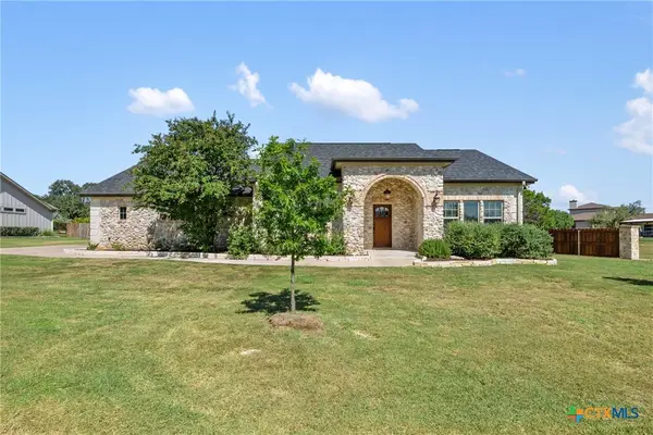 201 Campo Colinas Drive, Bertram, TX 78605