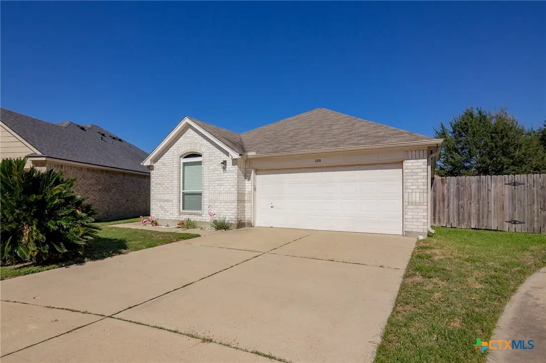 108 Providence Court, Victoria, TX 77904 - Image #1