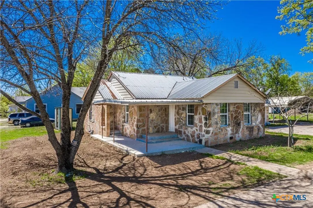 1115 W Main Street, Gatesville, TX 76528 - Image #1