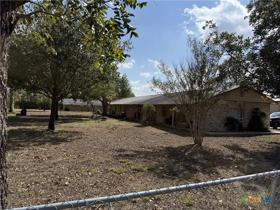 200 Quail Run Road, Martindale, TX 78655 - Image #2