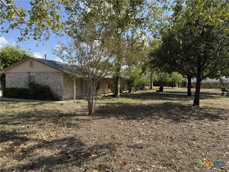 200 Quail Run Road, Martindale, TX 78655 - Image #3