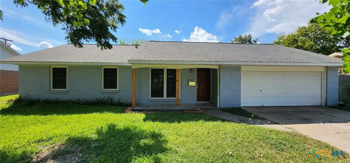 531 Westwood Drive, Port Lavaca, TX 77979 - Image #1