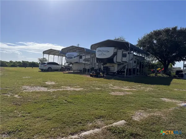 193 Silkstocking Street, Port Lavaca, TX 77979