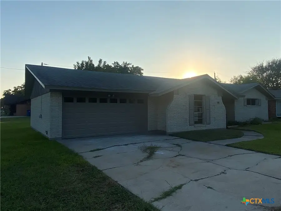 1306 Burkedale Drive, Port Lavaca, TX 77979 - Image #3