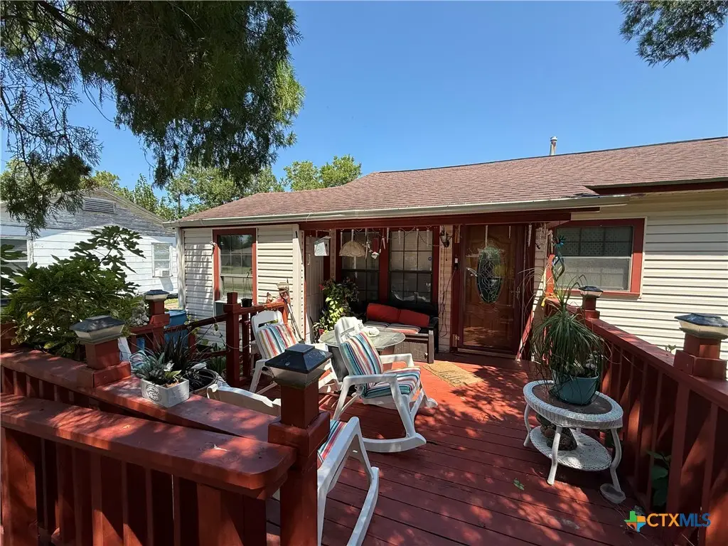 314 Charlotte Drive, Port Lavaca, TX 77979 - Image #1