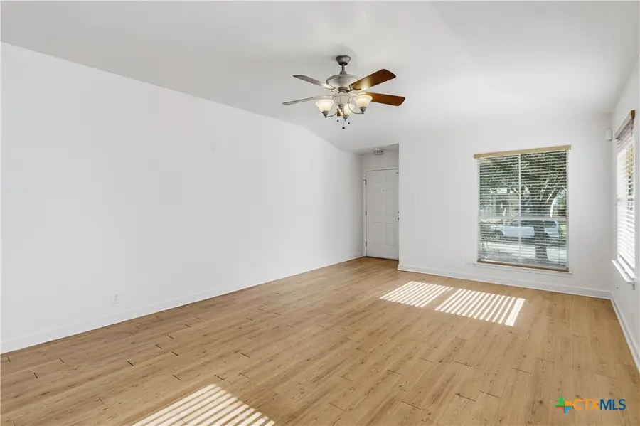 2464 Medina Drive, New Braunfels, TX 78130 - Image #3