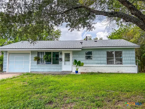 1512 Bowie, Victoria, TX 77901