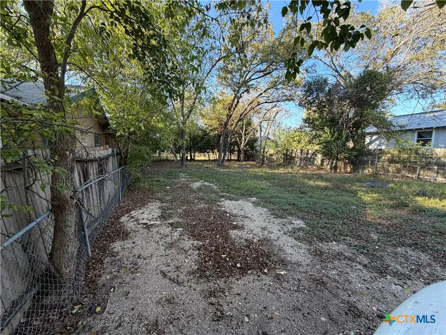 2044 Katy Street, New Braunfels, TX 78130 - Image #2