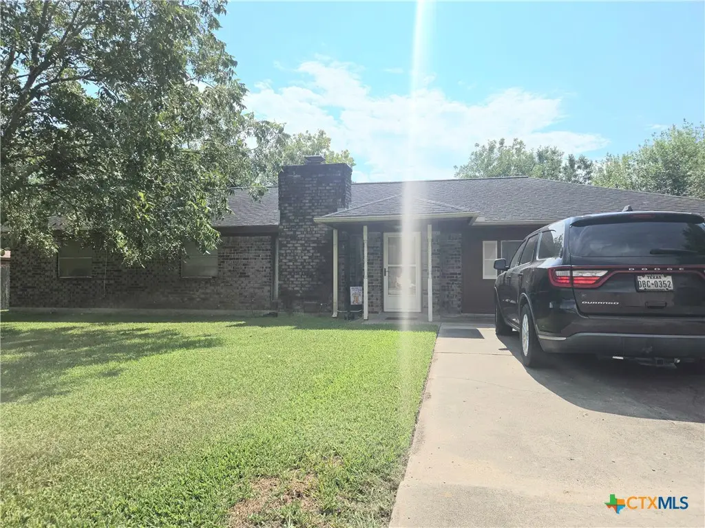 113 Sylvia Street, Victoria, TX 77904 - Image #1