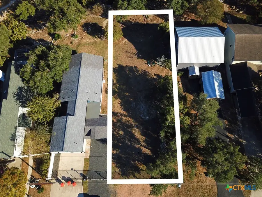 864 Lakebreeze Drive, Canyon Lake, TX 78133 - Image #2