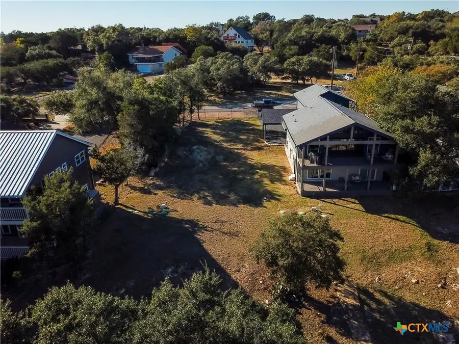 864 Lakebreeze Drive, Canyon Lake, TX 78133 - Image #3