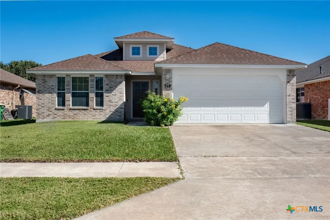 318 Silverado Trail, Victoria, TX 77901 - Image #1
