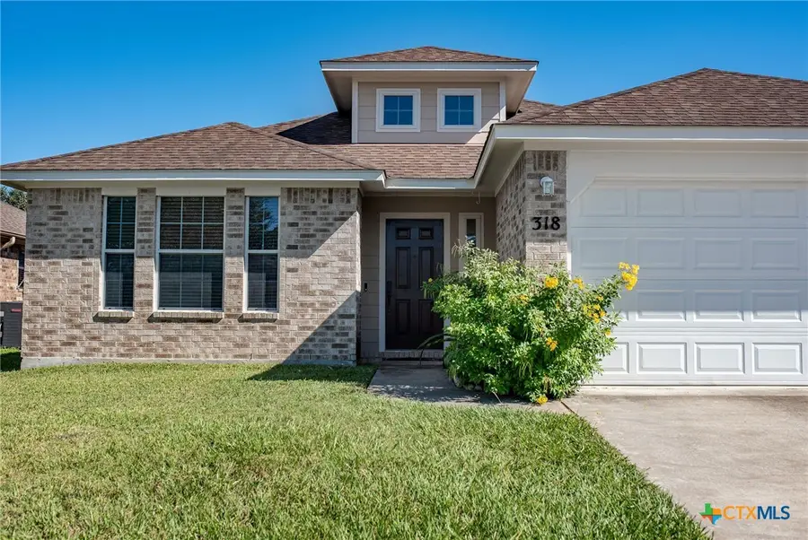 318 Silverado Trail, Victoria, TX 77901 - Image #2