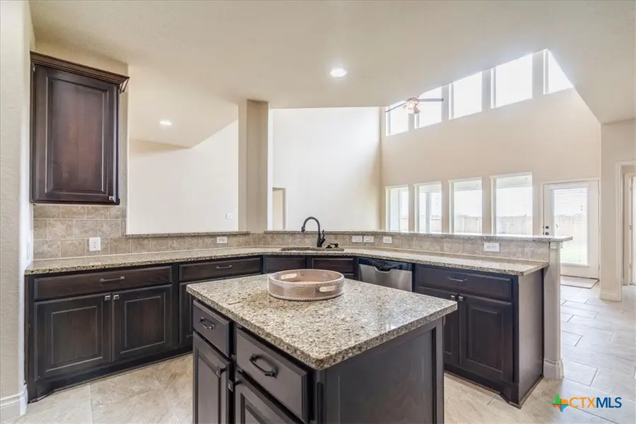 2933 Countryside Path, Seguin, TX 78155 - Image #2