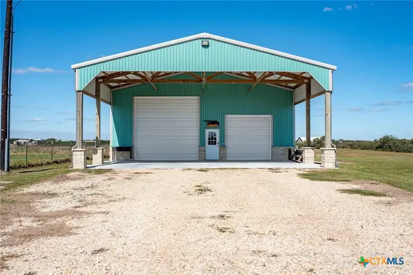 185 E Tiki Drive, Seadrift, TX 77983