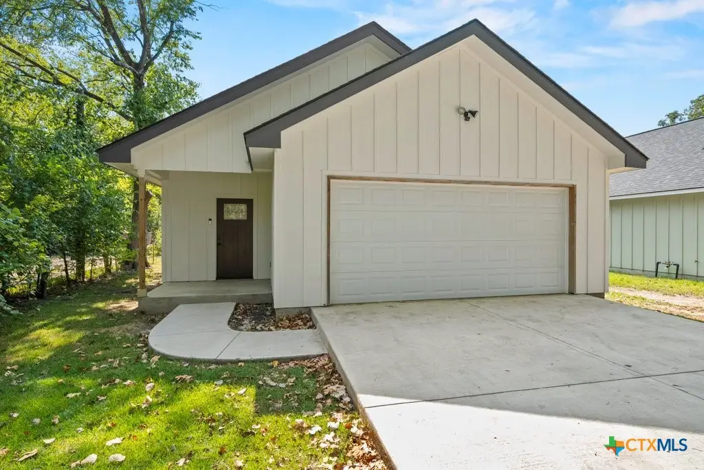 166 Satterfield Road, New Braunfels, TX 78130 - Image #1