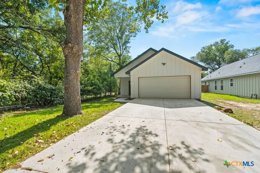 166 Satterfield Road, New Braunfels, TX 78130 - Image #2