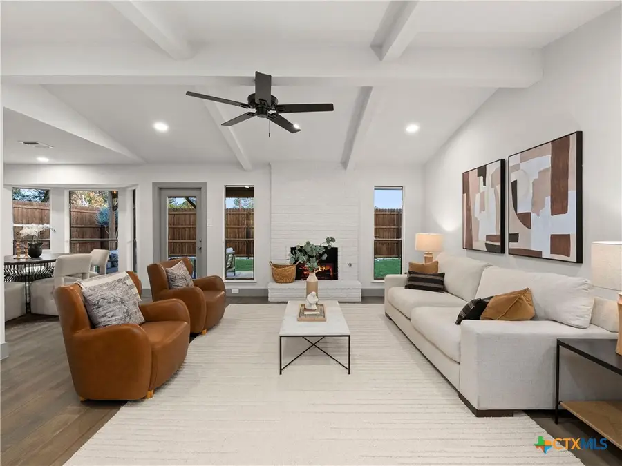 14 Country Club Circle, New Braunfels, TX 78130 - Image #2