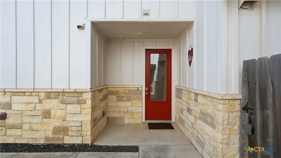 223 Sapphire Drive #1002, New Braunfels, TX 78130 - Image #3