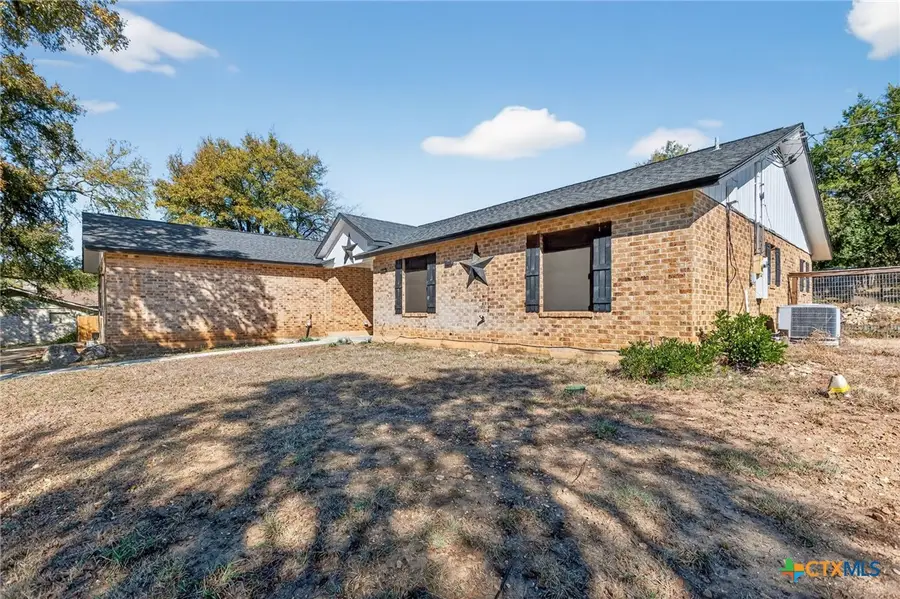 722 Stagecoach Trail, San Marcos, TX 78666 - Image #2